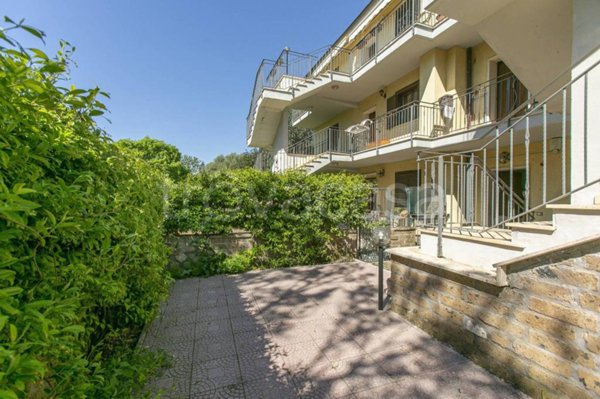 appartamento in vendita a Castel Sant'Elia