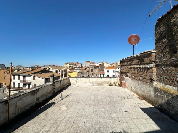 appartamento in vendita a Castel Sant'Elia