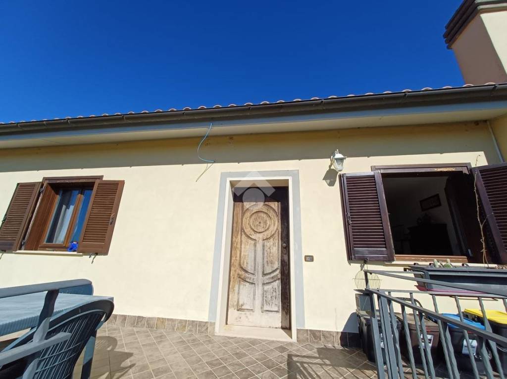 appartamento in vendita a Castel Sant'Elia