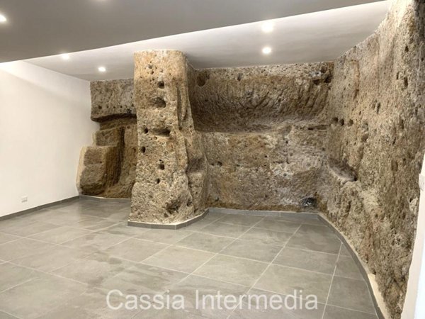 appartamento in vendita a Castel Sant'Elia
