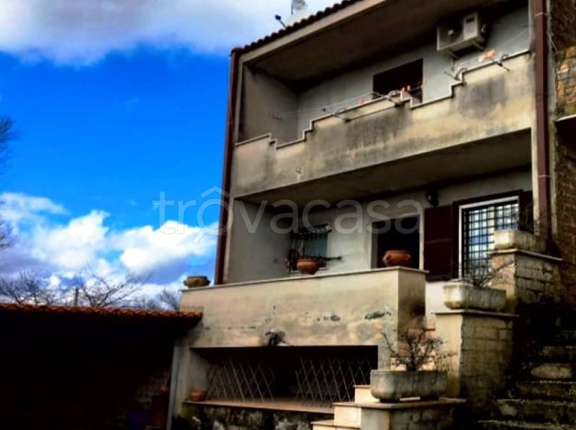 appartamento in vendita a Castel Sant'Elia