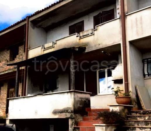 appartamento in vendita a Castel Sant'Elia