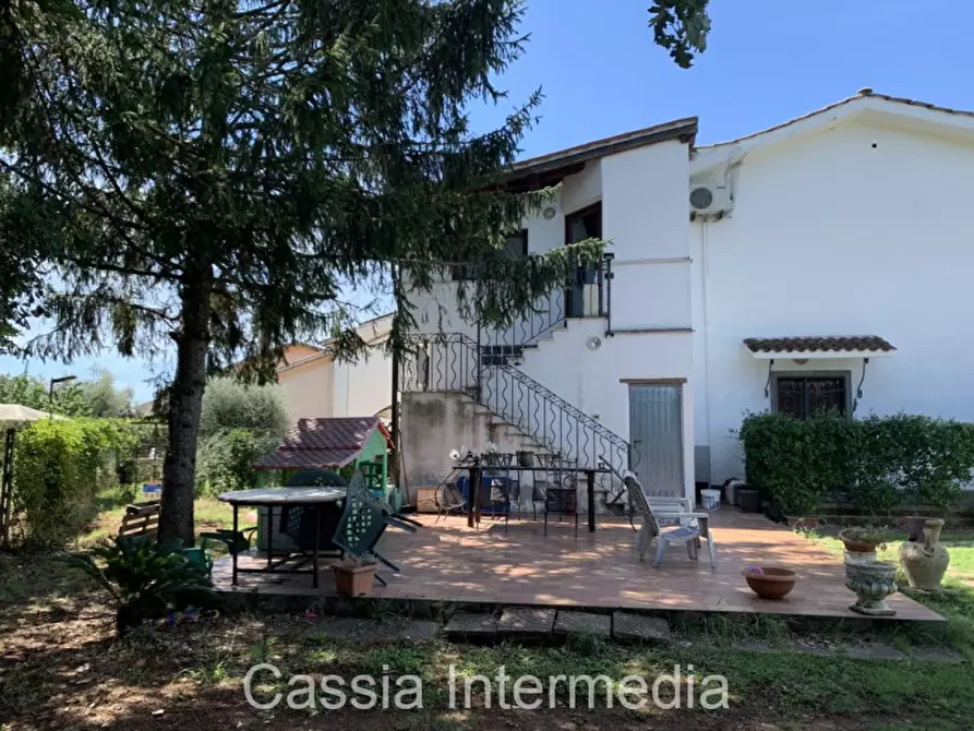 casa indipendente in vendita a Castel Sant'Elia