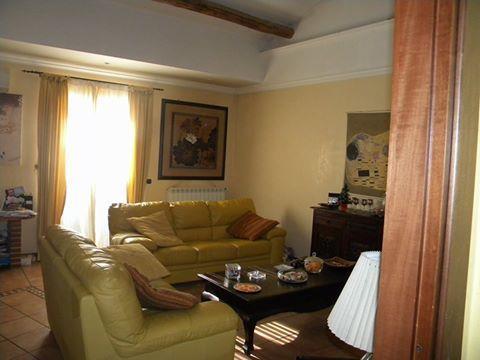 casa indipendente in vendita a Castel Sant'Elia