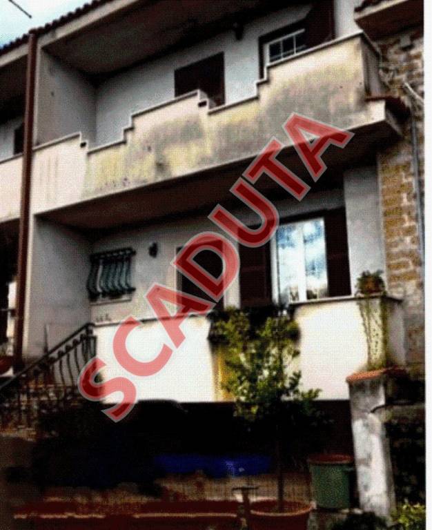 appartamento in vendita a Castel Sant'Elia