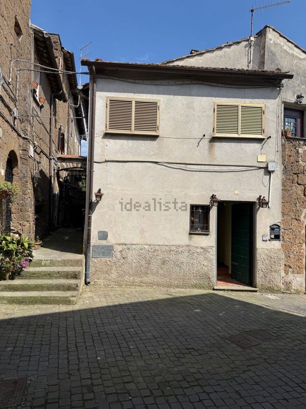 appartamento in vendita a Castel Sant'Elia