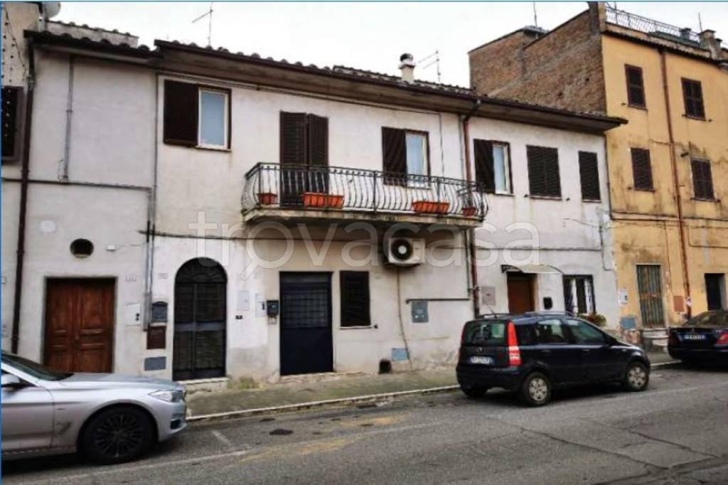 appartamento in vendita a Castel Sant'Elia
