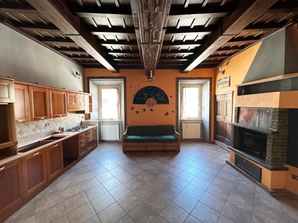 appartamento in vendita a Castel Sant'Elia