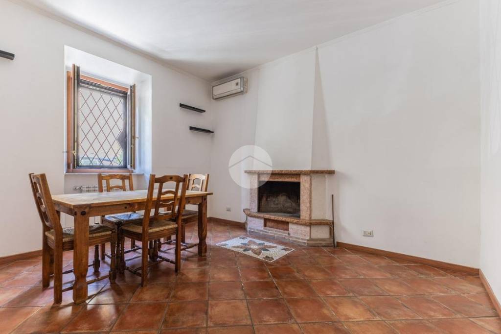 appartamento in vendita a Castel Sant'Elia