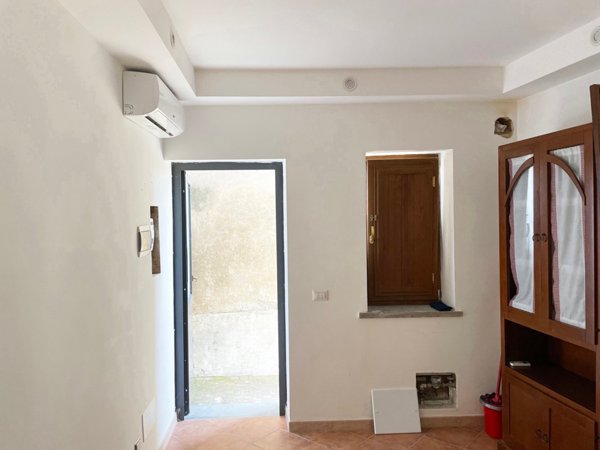 appartamento in vendita a Castel Sant'Elia