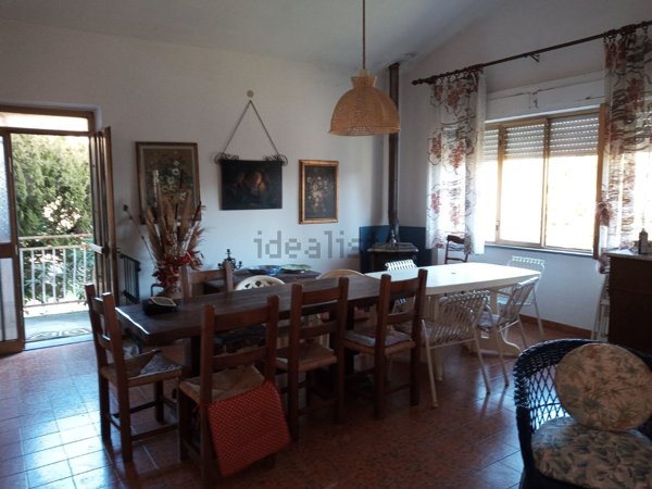 casa indipendente in vendita a Castiglione in Teverina