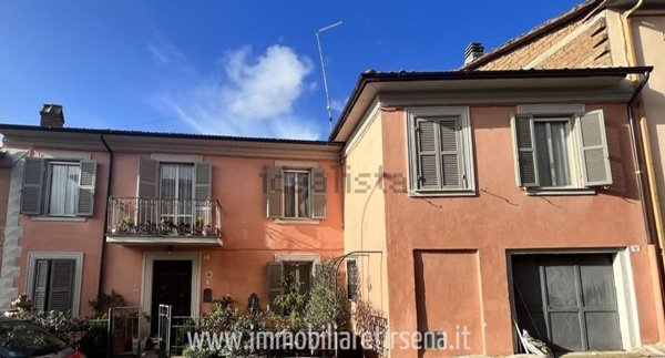 casa indipendente in vendita a Castiglione in Teverina