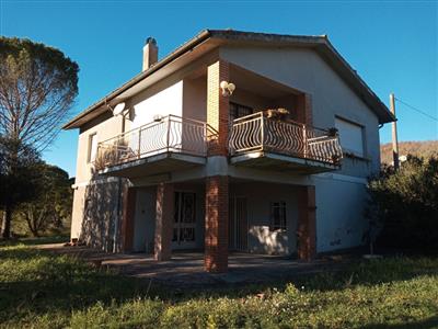 casa indipendente in vendita a Castiglione in Teverina