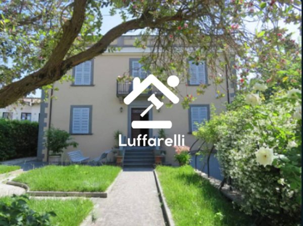 casa indipendente in vendita a Castiglione in Teverina