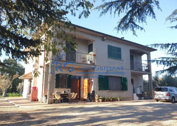 appartamento in vendita a Castiglione in Teverina in zona Sermugnano