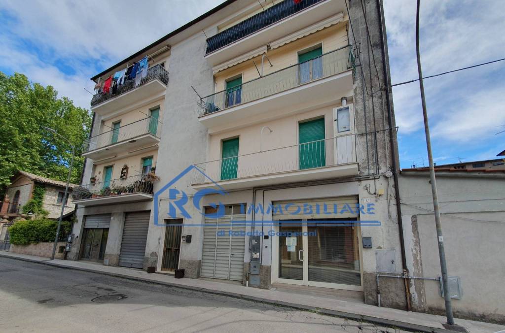 appartamento in vendita a Castiglione in Teverina