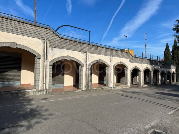 negozio in vendita a Castiglione in Teverina
