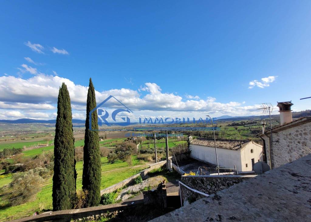 appartamento in vendita a Castiglione in Teverina