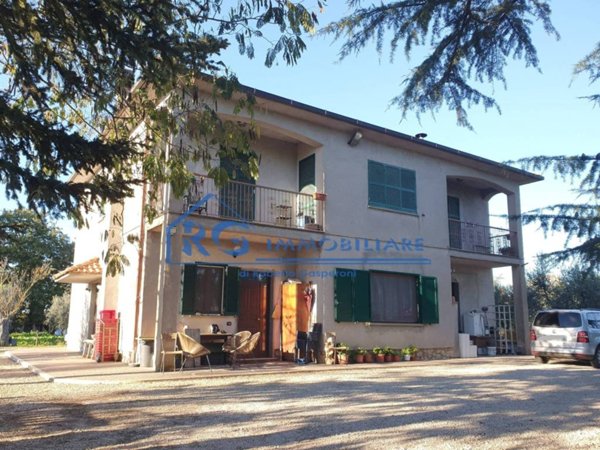 appartamento in vendita a Castiglione in Teverina in zona Sermugnano