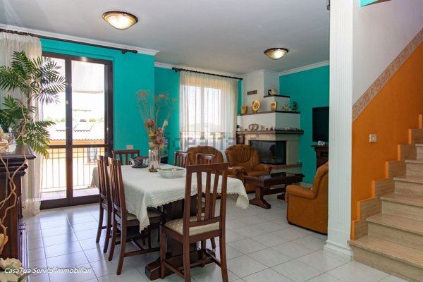 casa indipendente in vendita a Castiglione in Teverina