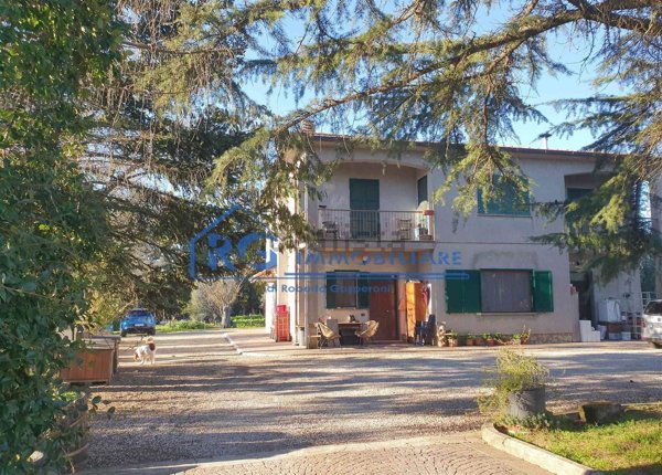 appartamento in vendita a Castiglione in Teverina in zona Sermugnano