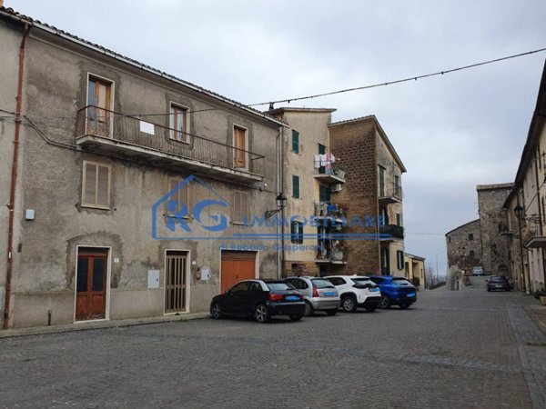 casa indipendente in vendita a Castiglione in Teverina in zona Sermugnano