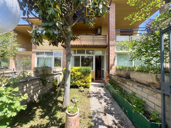 casa indipendente in vendita a Castiglione in Teverina in zona Vaiano