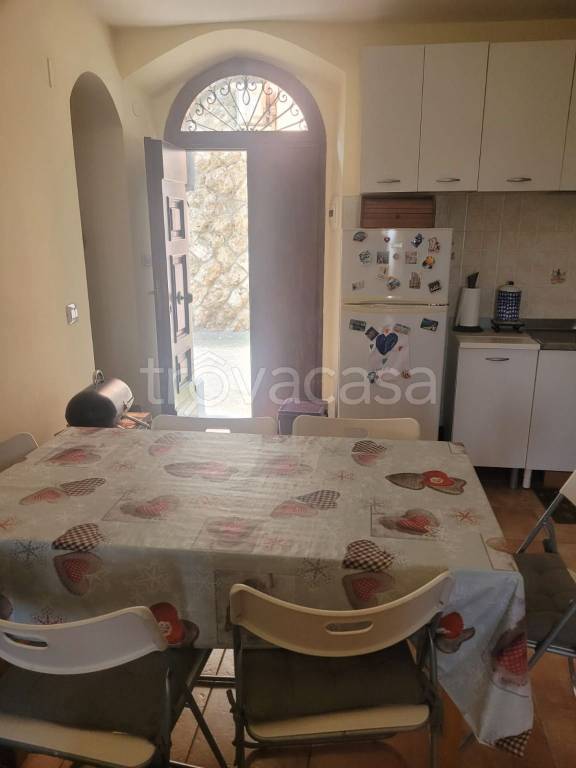 appartamento in vendita a Castiglione in Teverina