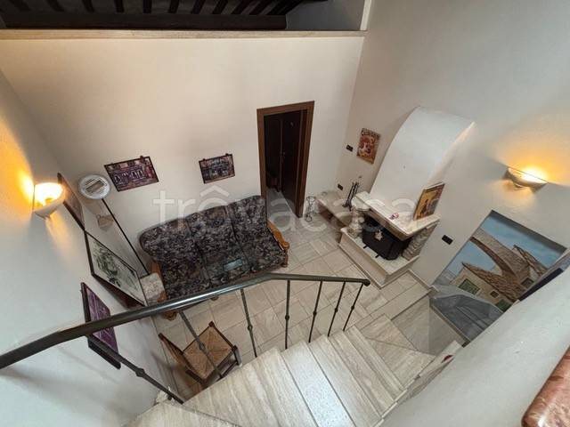 casa indipendente in vendita a Castiglione in Teverina