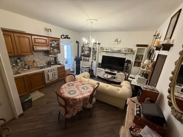 appartamento in vendita a Castiglione in Teverina