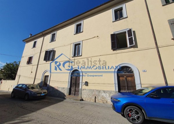 appartamento in vendita a Castiglione in Teverina in zona Sermugnano