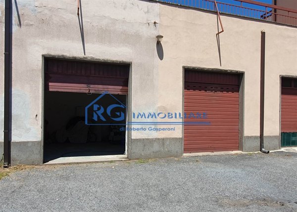 casa semindipendente in vendita a Castiglione in Teverina