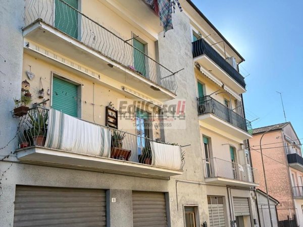 appartamento in vendita a Castiglione in Teverina