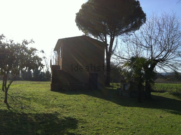 casale in vendita a Castiglione in Teverina