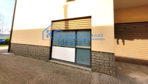 negozio in vendita a Castiglione in Teverina