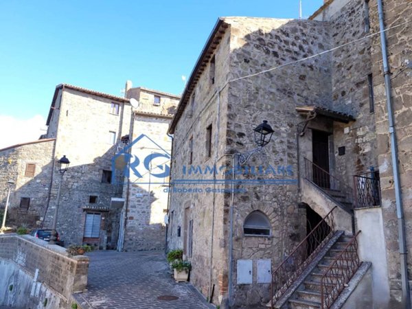 appartamento in vendita a Castiglione in Teverina in zona Sermugnano