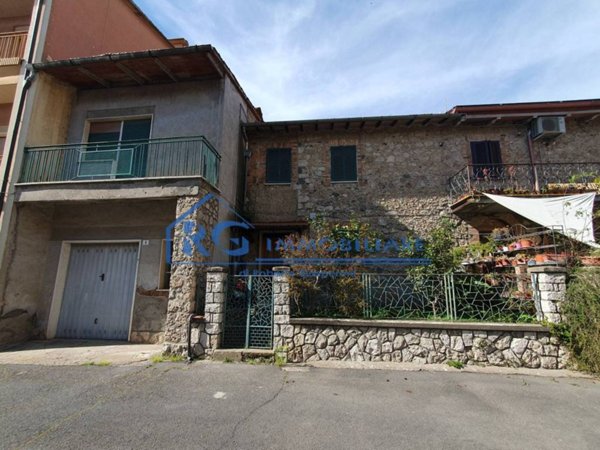 appartamento in vendita a Castiglione in Teverina