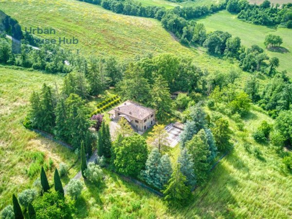 casa indipendente in vendita a Castiglione in Teverina