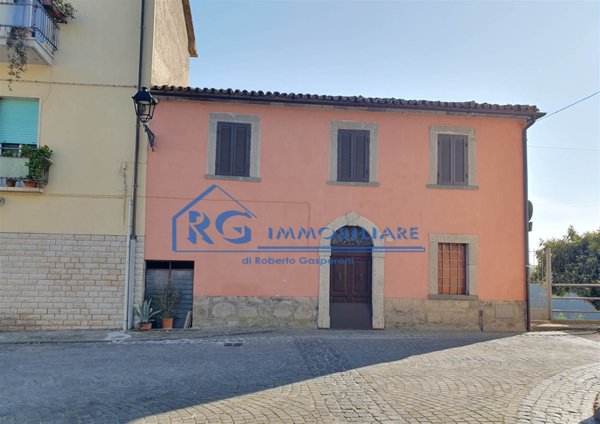 casa indipendente in vendita a Castiglione in Teverina in zona Sermugnano