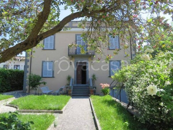 casa indipendente in vendita a Castiglione in Teverina