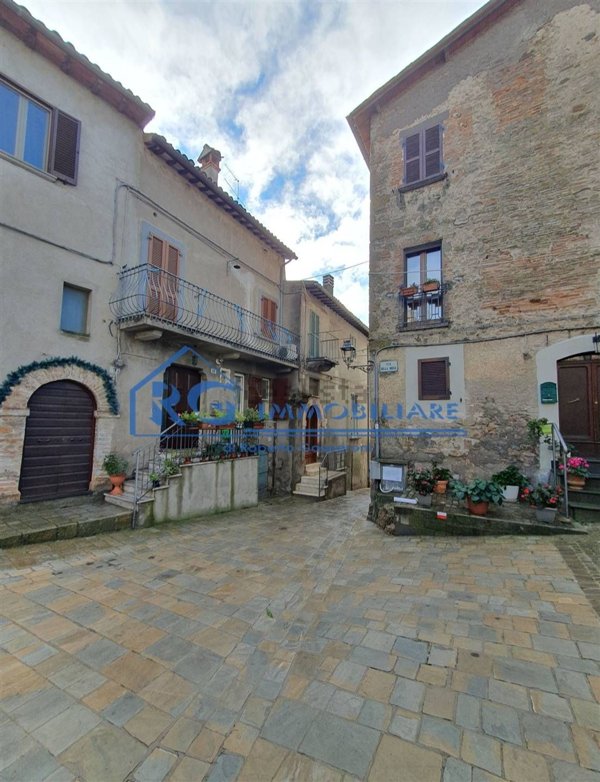 appartamento in vendita a Castiglione in Teverina