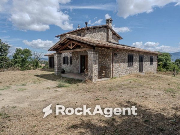 casa indipendente in vendita a Castiglione in Teverina in zona Vaiano