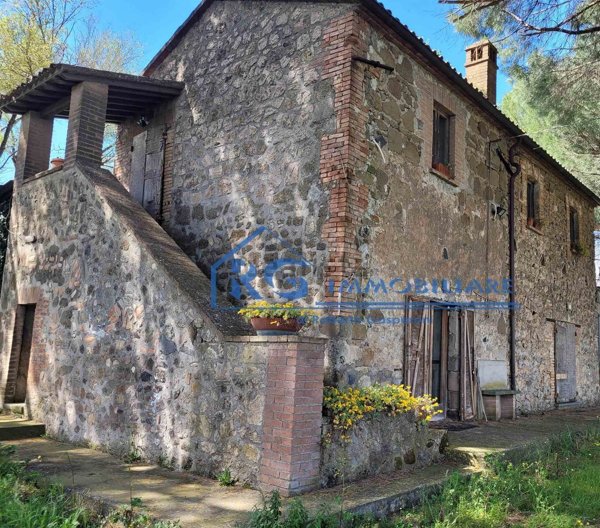 casale in vendita a Castiglione in Teverina