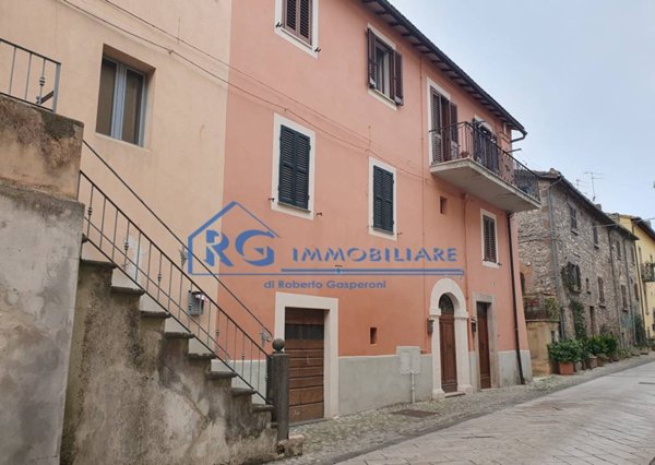 appartamento in vendita a Castiglione in Teverina