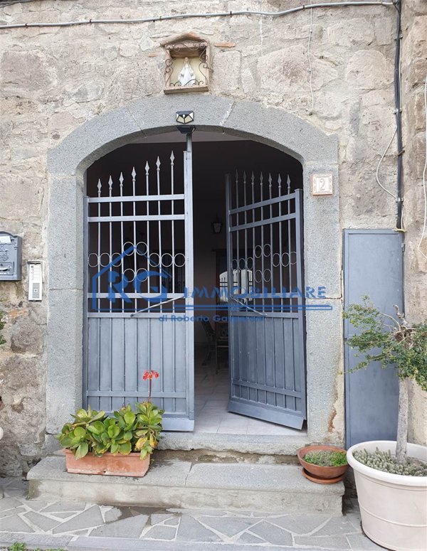 appartamento in vendita a Castiglione in Teverina in zona Sermugnano