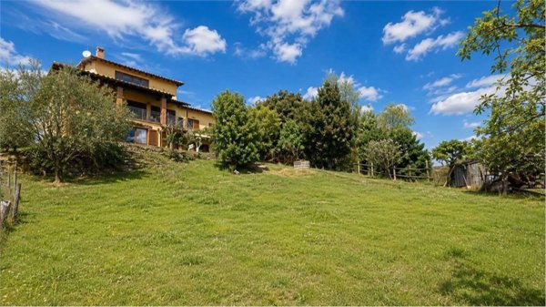 casa indipendente in vendita a Castiglione in Teverina