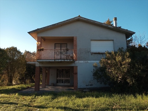 casa indipendente in vendita a Castiglione in Teverina
