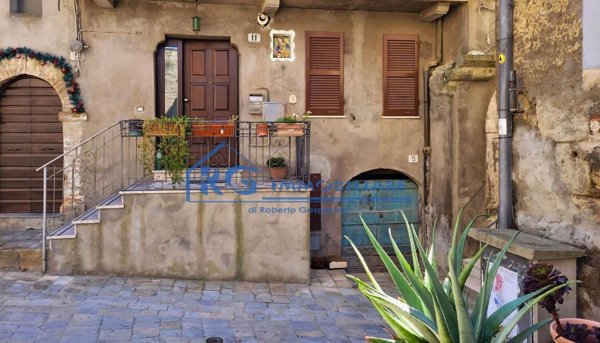 appartamento in vendita a Castiglione in Teverina