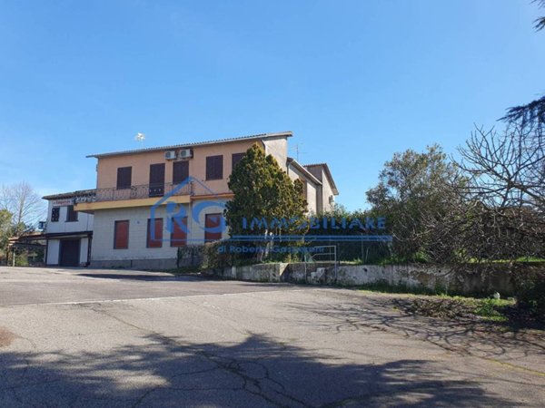 negozio in vendita a Celleno