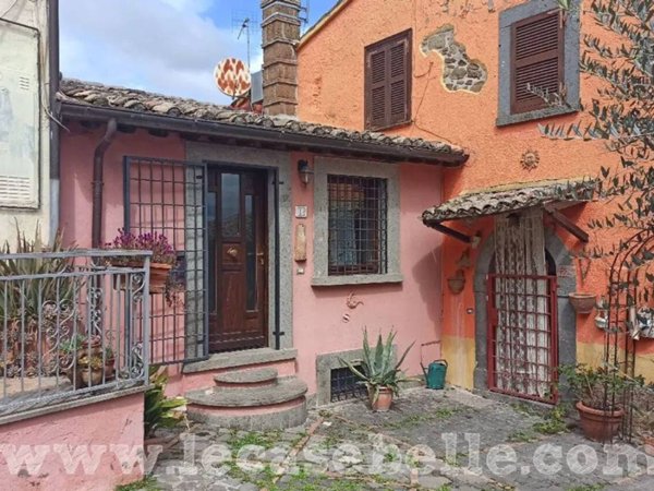 casa indipendente in vendita a Celleno